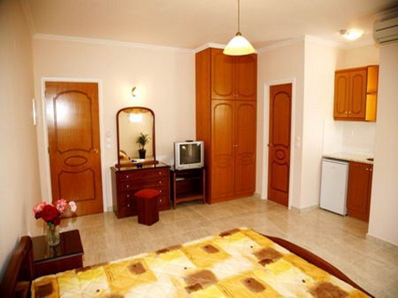 Hotel Dinos Tsilivi (Zakynthos)